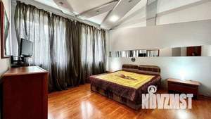 Дом 600м², 3-этажный, посуточно,