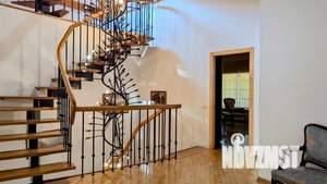 Дом 495м², 3-этажный, посуточно,