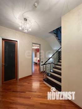 Таунхаус 130м², 3-этажный, на длительный срок,