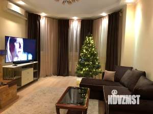 Дом 350м², 3-этажный, посуточно,