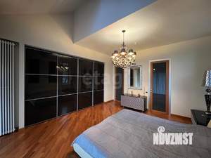 Таунхаус 130м², 3-этажный, на длительный срок,