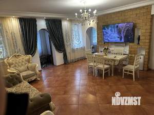 Коттедж 300м², 3-этажный, на длительный срок,