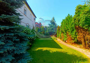 Дом 541м², 4-этажный, участок 8 сот.