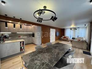 Дом 157м², 2-этажный, участок 10 сот.