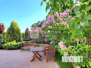 Дом 946м², 2-этажный, участок 30 сот.