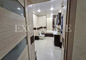 Дом 300м², 3-этажный, участок 13 сот.