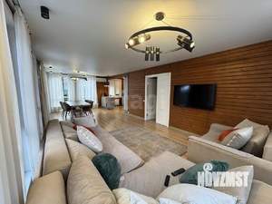 Дом 157м², 2-этажный, участок 10 сот.