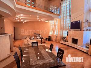 Дом 1158м², 2-этажный, участок 31 сот.