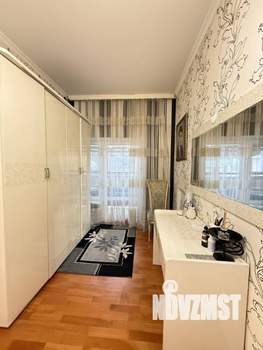 Таунхаус 200м², 3-этажный, участок 1 сот.