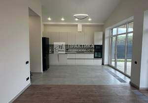 Дом 140м², 1-этажный, участок 6 сот.