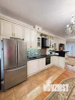 Таунхаус 200м², 3-этажный, участок 1 сот.