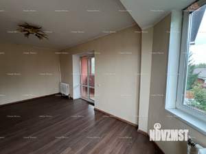 Дом 268м², 3-этажный, участок 9 сот.