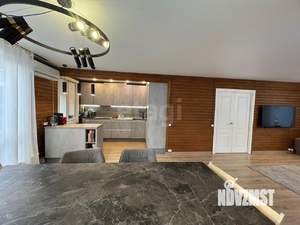 Дом 157м², 2-этажный, участок 10 сот.