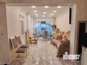 Дом 226м², 2-этажный, участок 10 сот.