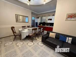 Дом 330м², 3-этажный, на длительный срок, 