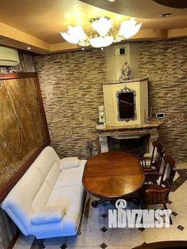 Дом 160м&sup2;, 2-этажный, на длительный срок, 