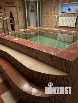 Дом 350м², 3-этажный, посуточно, 