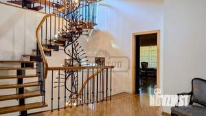 Коттедж 450м², 2-этажный, на длительный срок, 