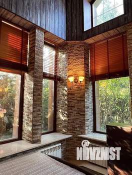 Дом 160м&sup2;, 2-этажный, на длительный срок, 