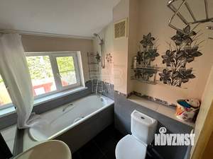 Дом 222м², 2-этажный, на длительный срок, 