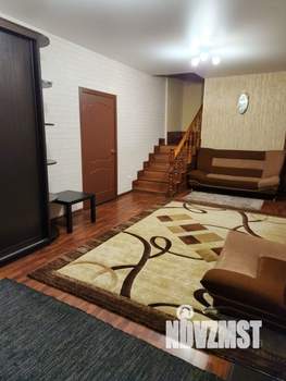 Коттедж 250м², 3-этажный, на длительный срок, 