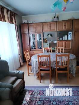 Дом 250м&sup2;, 3-этажный, на длительный срок, 