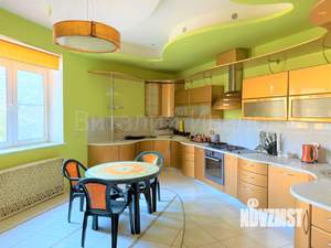 Дом 1158м², 2-этажный, участок 31 сот.  