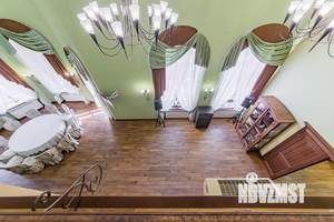 Дом 1200м², 4-этажный, участок 30 сот.  