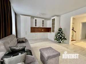 Дом 125м&sup2;, 2-этажный, участок 4 сот.  