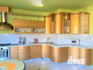 Дом 1158м², 2-этажный, участок 31 сот.  