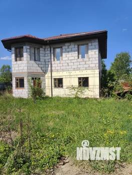 Дом 248м&sup2;, 2-этажный, участок 6 сот.  