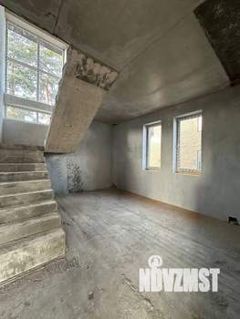 Дом 215м², 2-этажный, участок 8 сот.  