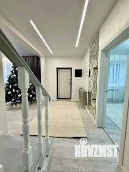 Дом 125м&sup2;, 2-этажный, участок 4 сот.  