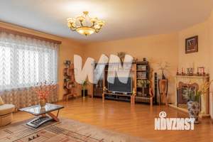 Дом 450м², 3-этажный, участок 20 сот.  