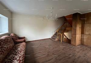 Дом 268м², 3-этажный, участок 9 сот.  