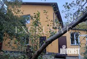 Дом 180м², 2-этажный, участок 3 сот.  