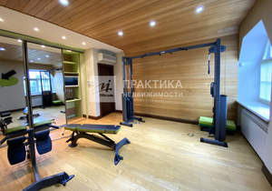 Дом 946м², 2-этажный, участок 30 сот.  