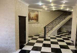 Дом 280м², 2-этажный, участок 5 сот.  