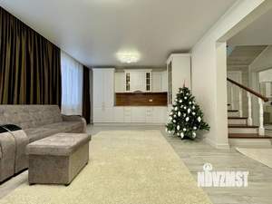 Дом 125м&sup2;, 2-этажный, участок 4 сот.  