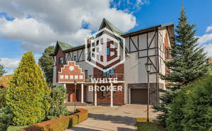 Дом 1200м², 4-этажный, участок 30 сот.  