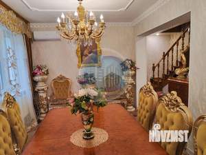 Дом 226м², 2-этажный, участок 10 сот.  