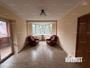 Дом 268м², 3-этажный, участок 9 сот.  