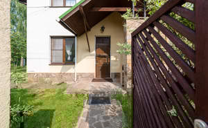 Дом 320м², 3-этажный, участок 6 сот.  