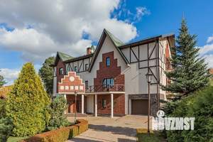 Дом 1200м², 4-этажный, участок 30 сот.  