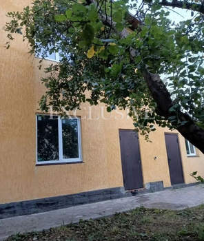 Дом 180м², 2-этажный, участок 3 сот.  