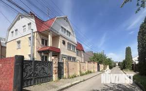Дом 1156м², 4-этажный, участок 9 сот.  