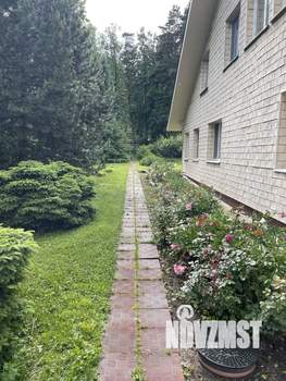 Дом 350м², 2-этажный, участок 49 сот.  