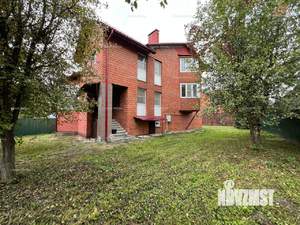 Дом 268м², 3-этажный, участок 9 сот.  