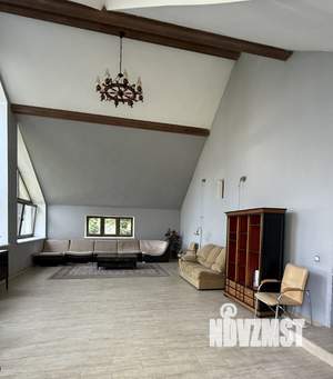 Коттедж 320м², 3-этажный, участок 8 сот.  