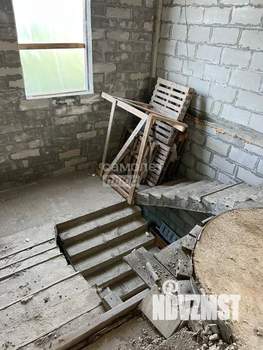 Дом 700м², 3-этажный, участок 8 сот.  